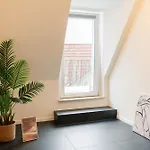 Stapi5010 I Wohlfuehlen Mit Kindern - Parken, Spielen, Wellness - Zentral Gelegen Fuer Bis Zu 5 Gaeste - Mit 2 Schlafzimmern Und Badewanne Appartement Bielefeld