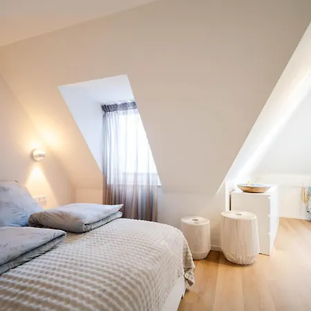 Stapi5010 I Wohlfuehlen Mit Kindern - Parken, Spielen, Wellness - Zentral Gelegen Fuer Bis Zu 5 Gaeste - Mit 2 Schlafzimmern Und Badewanne Appartement