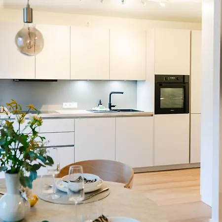 Stapi5010 I Wohlfuehlen Mit Kindern - Parken, Spielen, Wellness - Zentral Gelegen Fuer Bis Zu 5 Gaeste - Mit 2 Schlafzimmern Und Badewanne Apartmán *